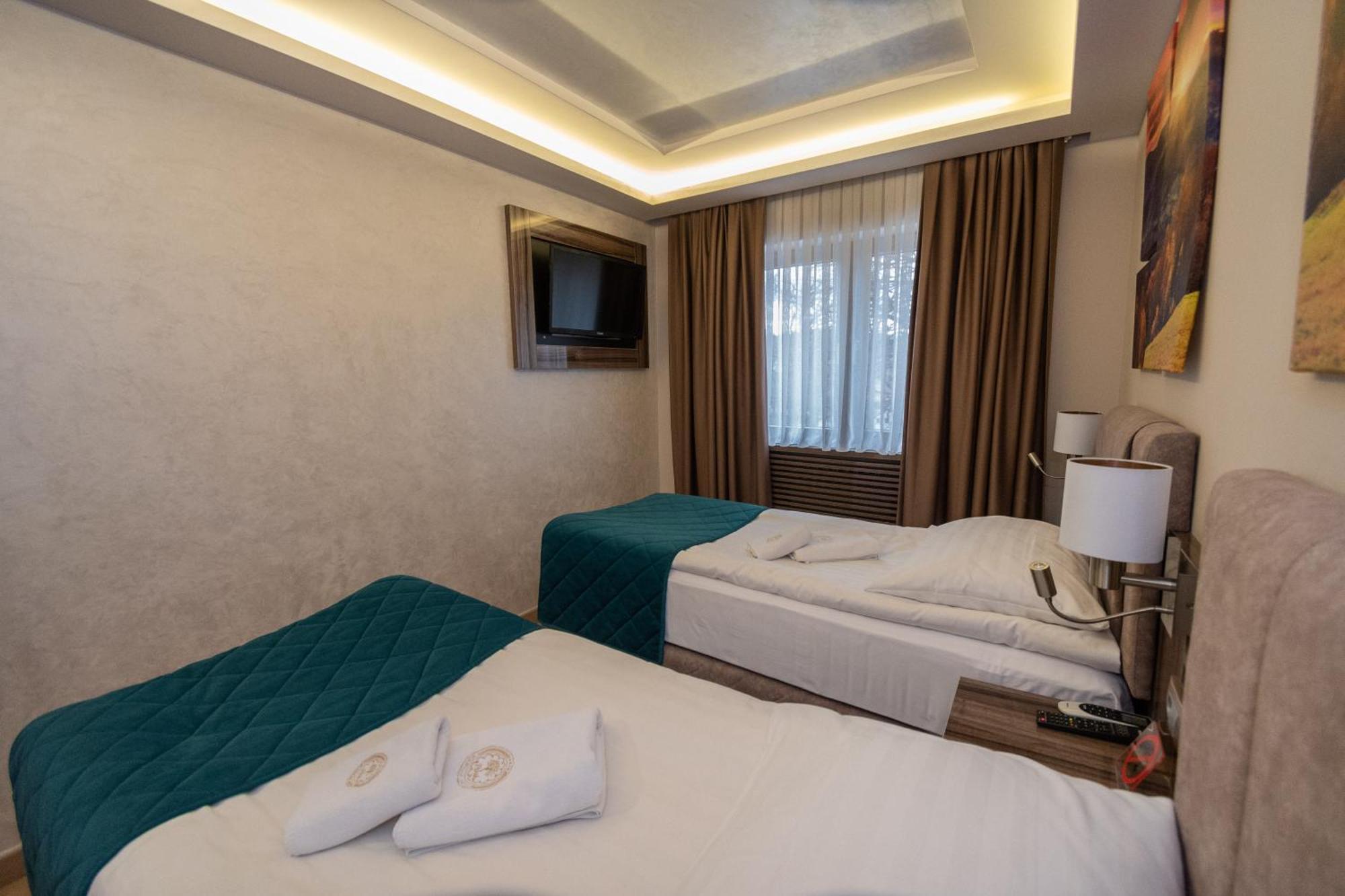 Hotel Park Srebrenik Екстериор снимка