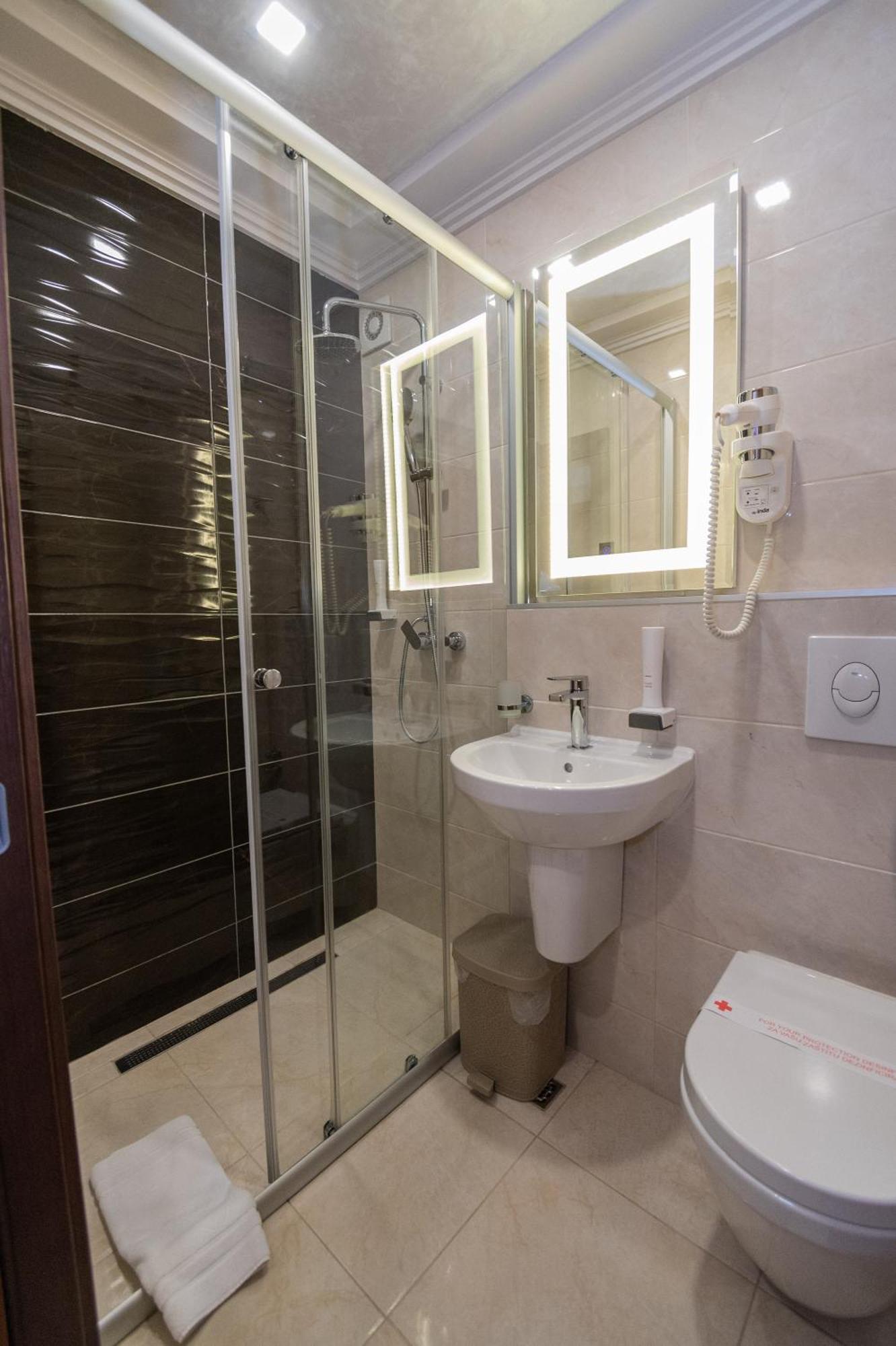 Hotel Park Srebrenik Екстериор снимка